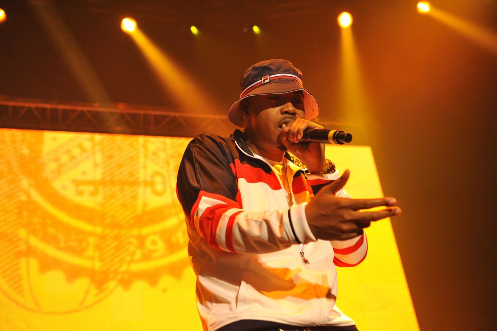 NAS Performs At The Roundhouse