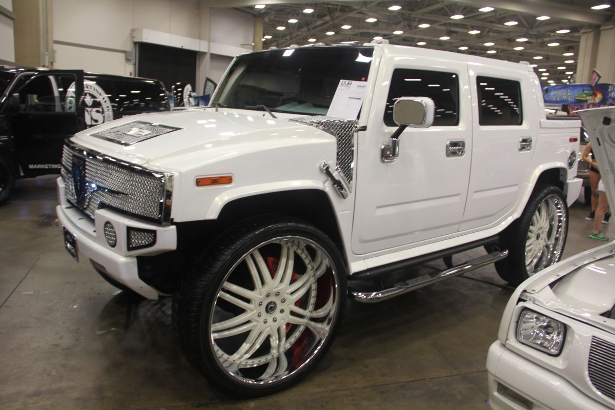 Crazy Customs at the 2016 Dub Car Show