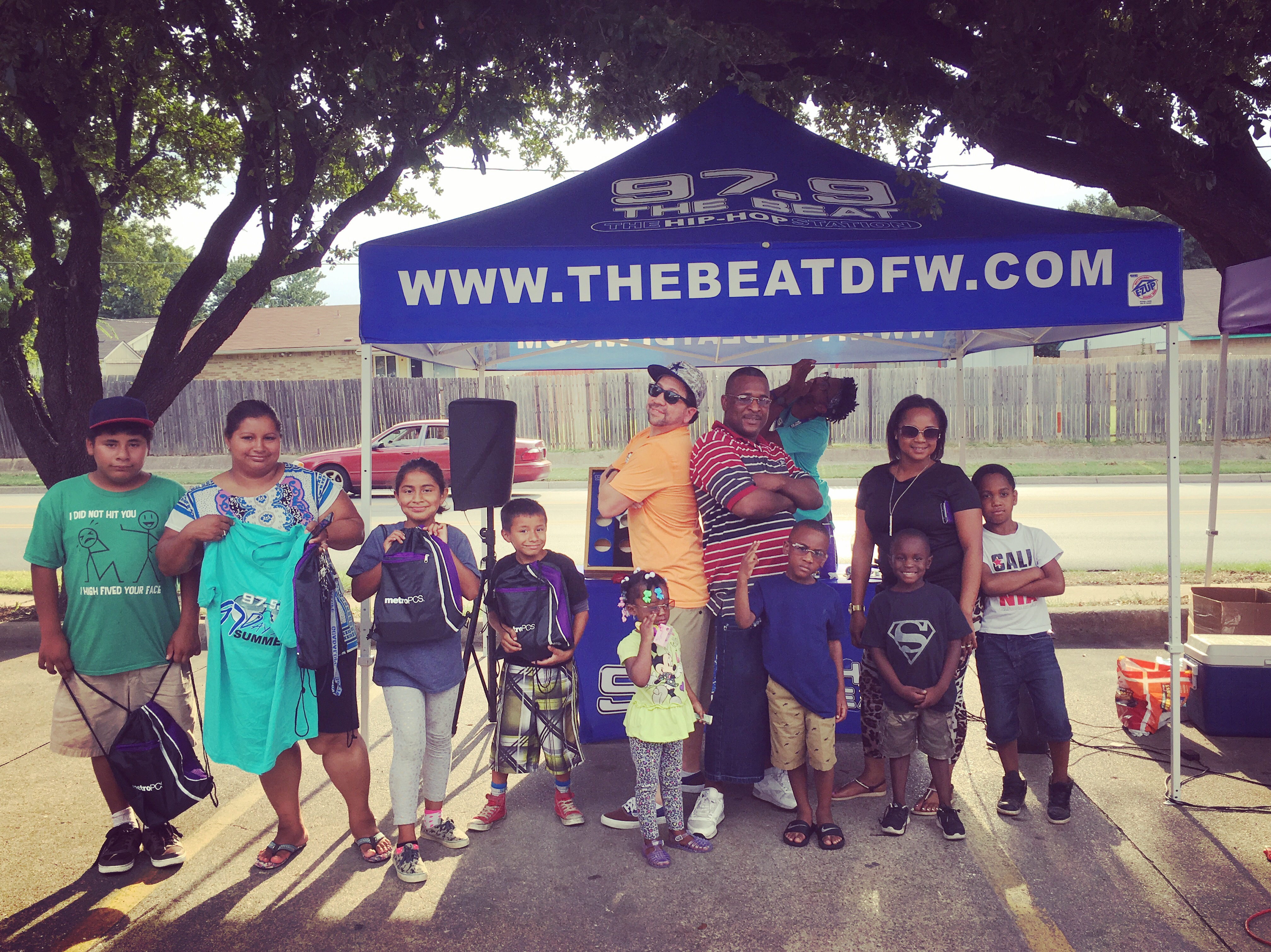 97.9 The Beat @ MetroPCS