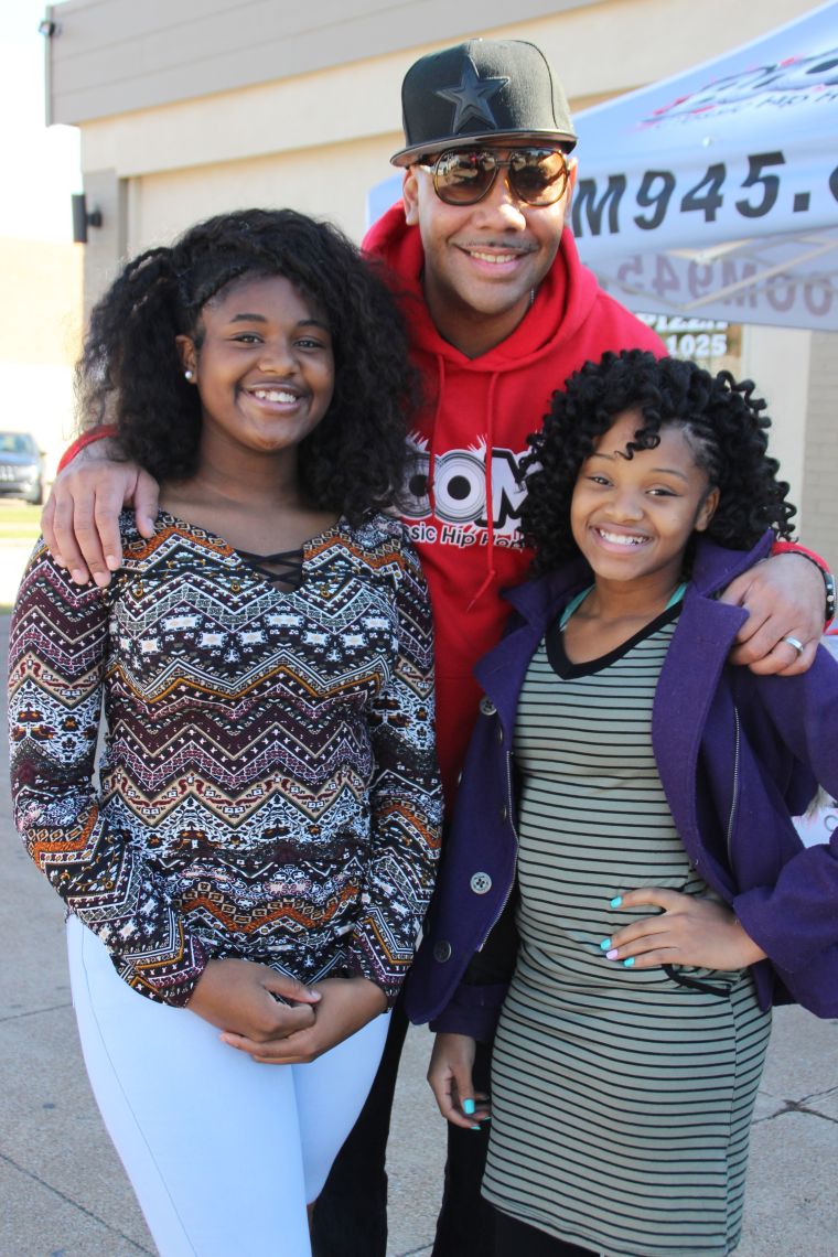 97.9 The Beat Gives Back this Thanksgiving