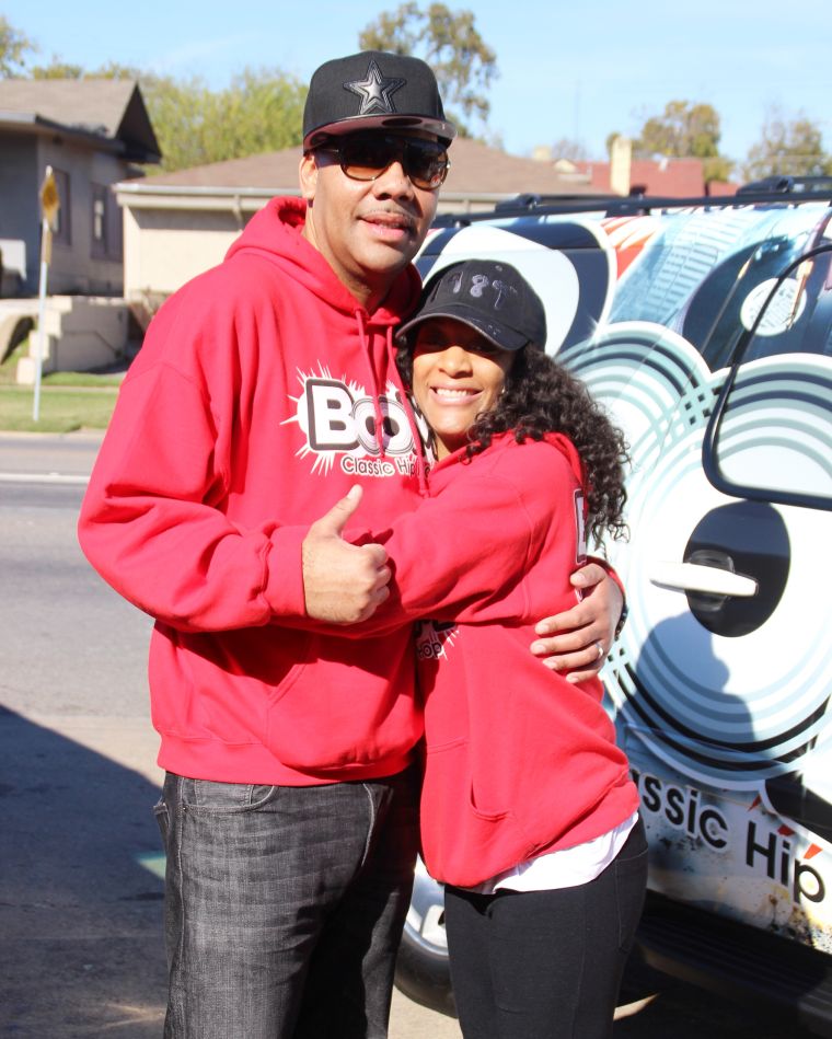 97.9 The Beat Gives Back this Thanksgiving