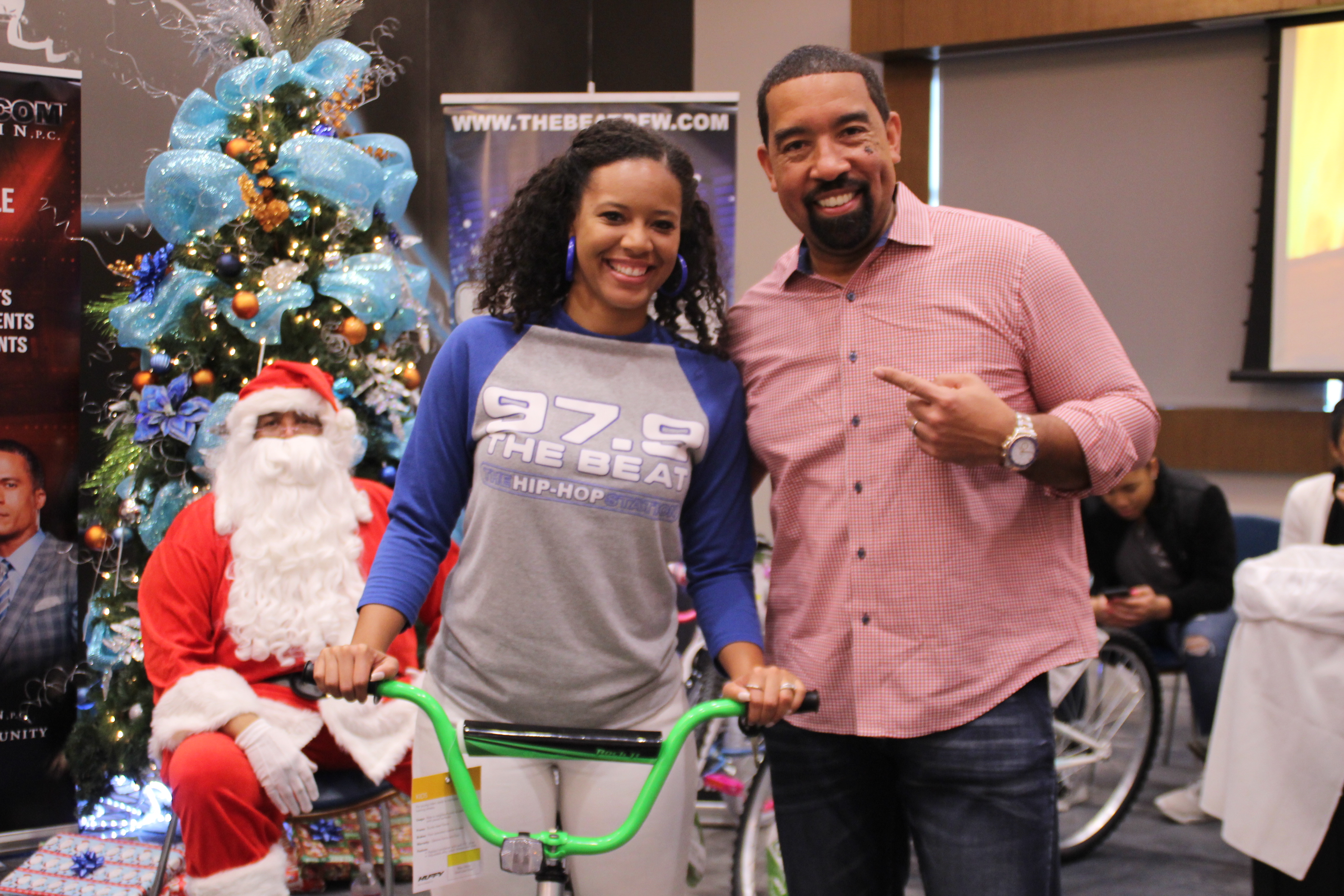 IJustGotHit.com's Holiday Bike Giveaway