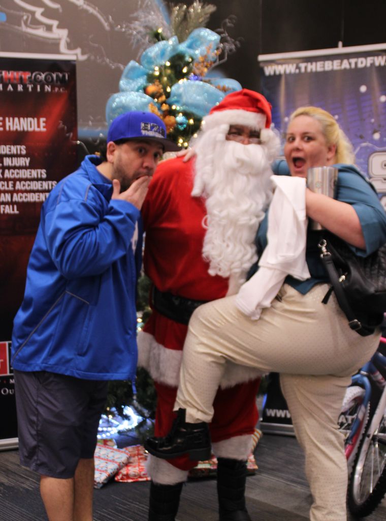 IJustGotHit.com's Holiday Bike Giveaway