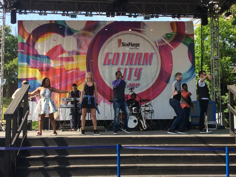 Six Flags Over Texas New Ride: The Joker