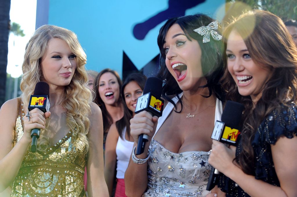 2008 MTV Video Music Awards - Red Carpet