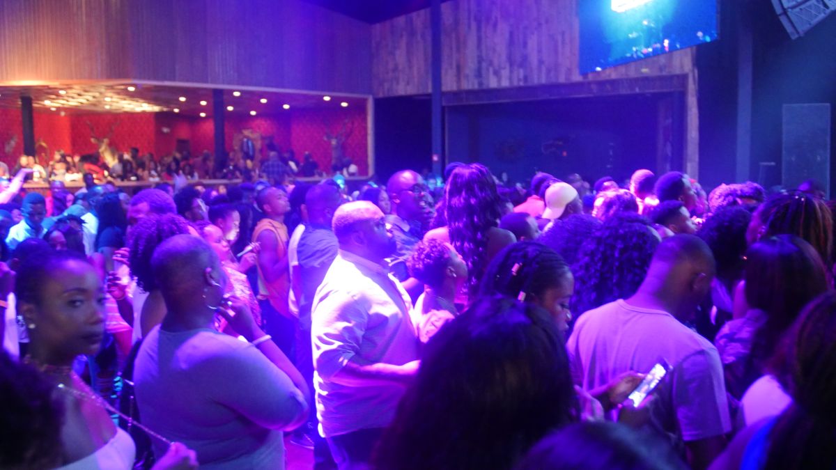 WizKid Takes Over the DFW