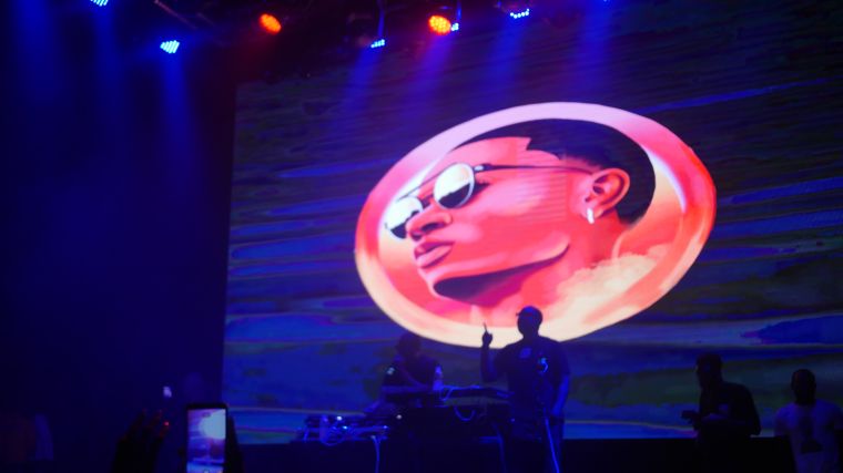 WizKid Takes Over the DFW