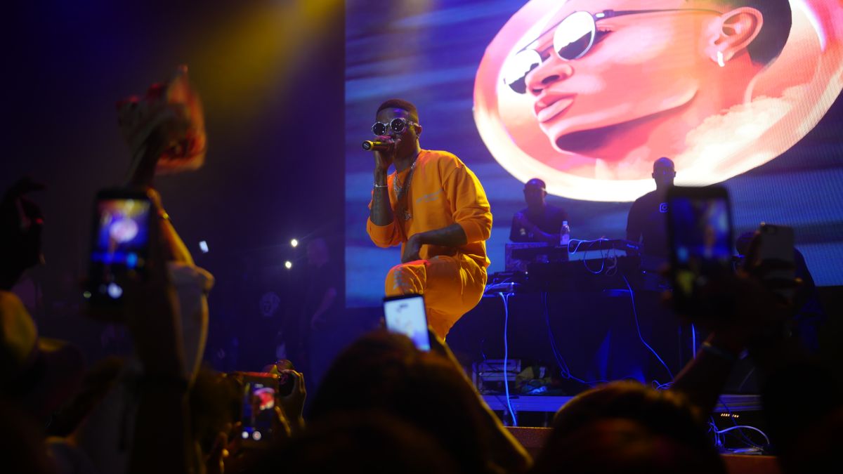 WizKid Takes Over the DFW