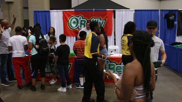 97.9 The Beat Dub Car Show