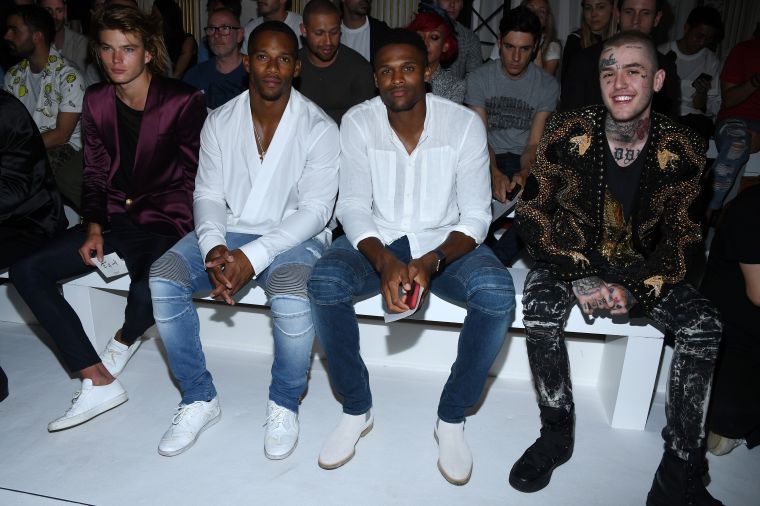 Balmain : Front Row - Paris Fashion Week - Menswear Spring/Summer 2018