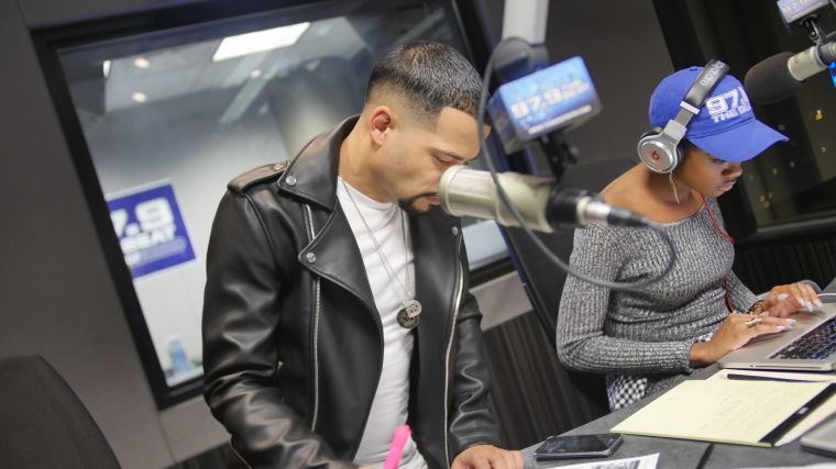 Veda Loca In The Morning