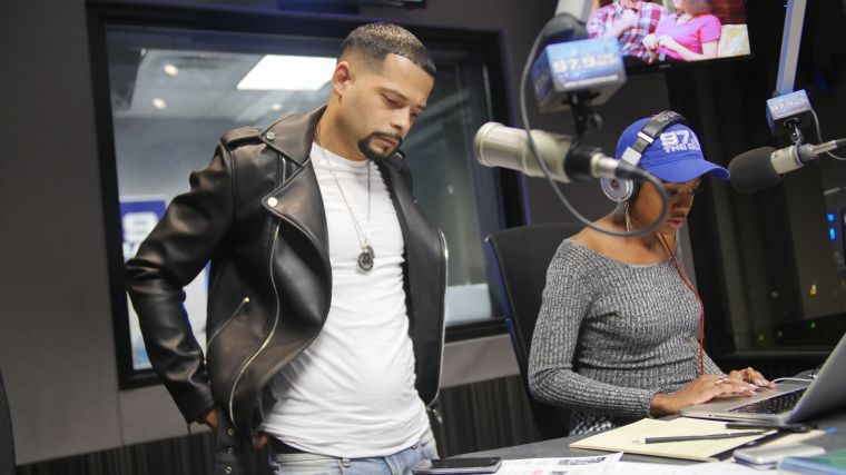 Veda Loca In The Morning