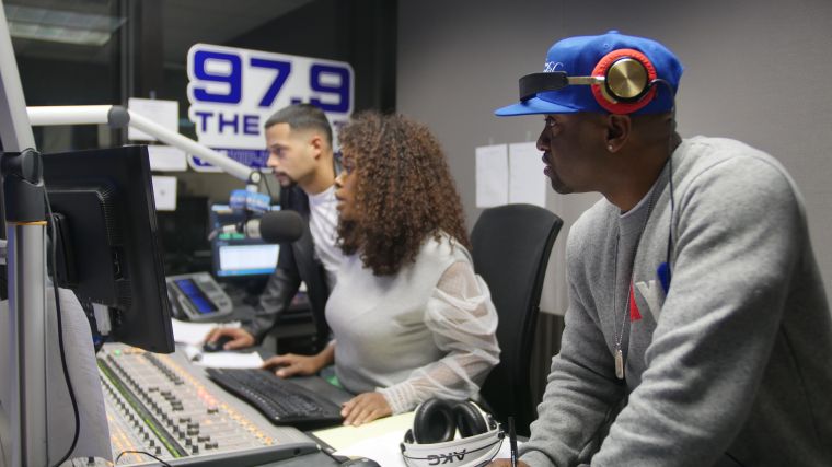 Veda Loca In The Morning