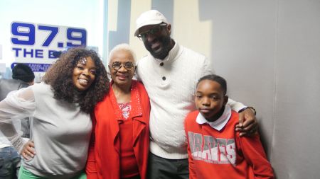 Veda Loca In The Morning