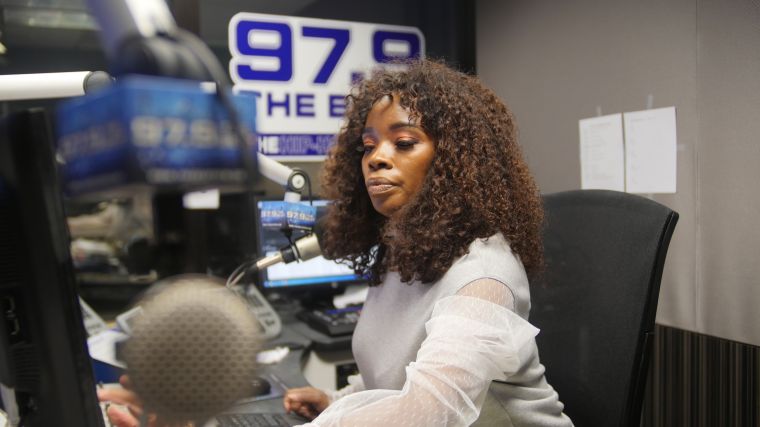 Veda Loca In The Morning