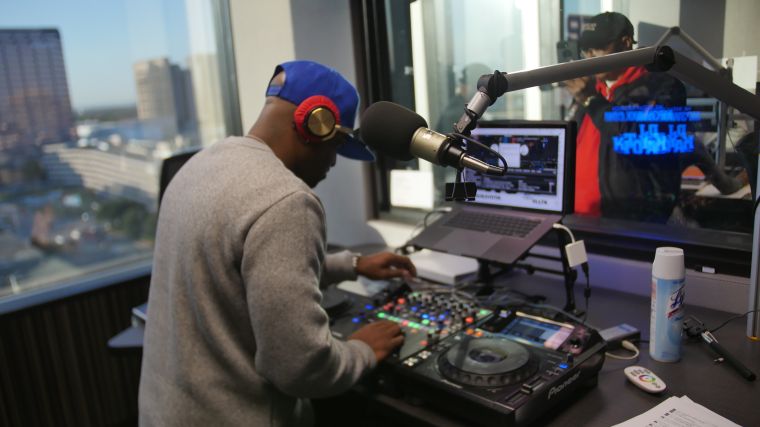 Veda Loca In The Morning