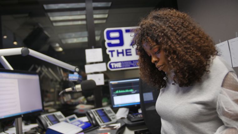 Veda Loca In The Morning