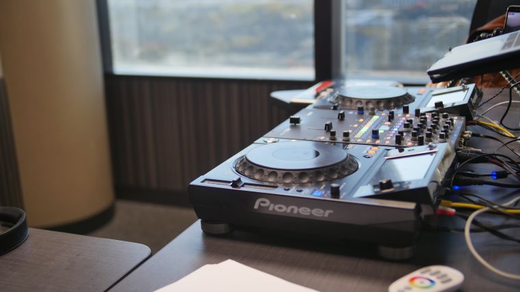 Veda Loca In The Morning