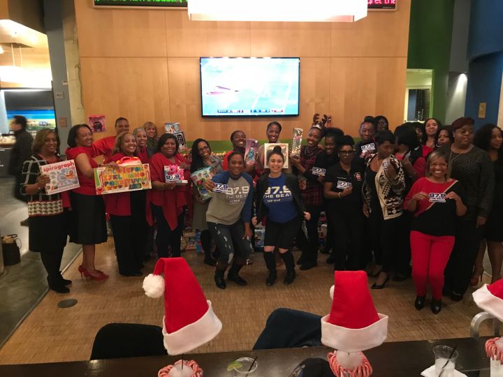 Dallas Chapter of Delta’s Toy Drive