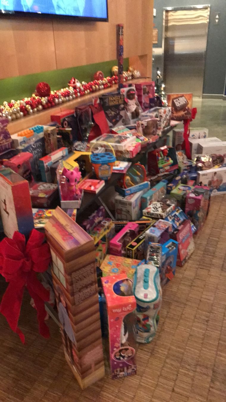Dallas Chapter of Delta’s Toy Drive