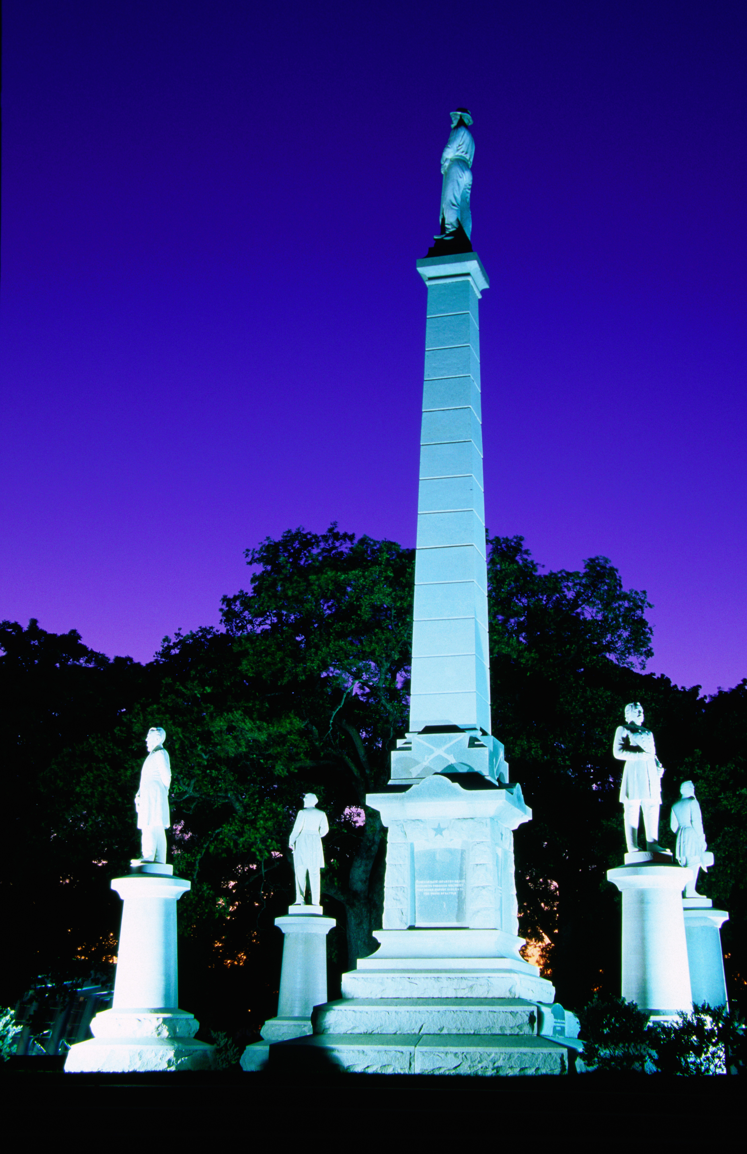 Confederate Memorial in Old Pioneer Cemetery, Dallas, Texas, United States of America, North America