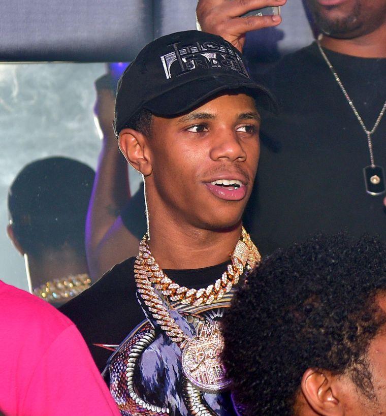 Bernice Burgos Hosts SL Lounge