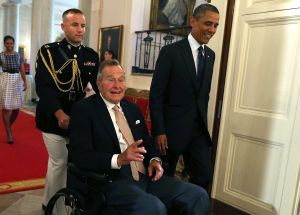 Obama Hosts George H.W. Bush And Family To Honor 5000th Points Of Light Winner