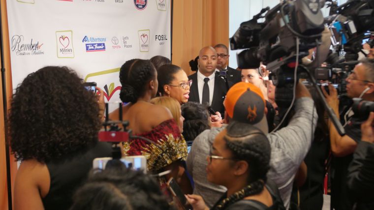 Oprah Winfrey As Keynote Speaker At Minnie’s Food Pantry 10th Annual Gala