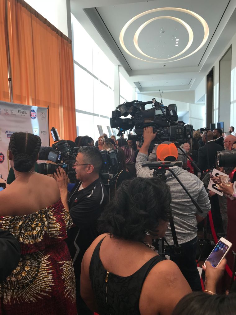 Oprah Winfrey As Keynote Speaker At Minnie’s Food Pantry 10th Annual Gala