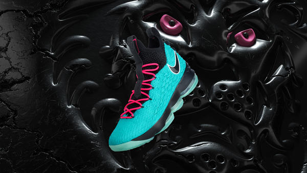 Nike #LeBronWatch PE's 5