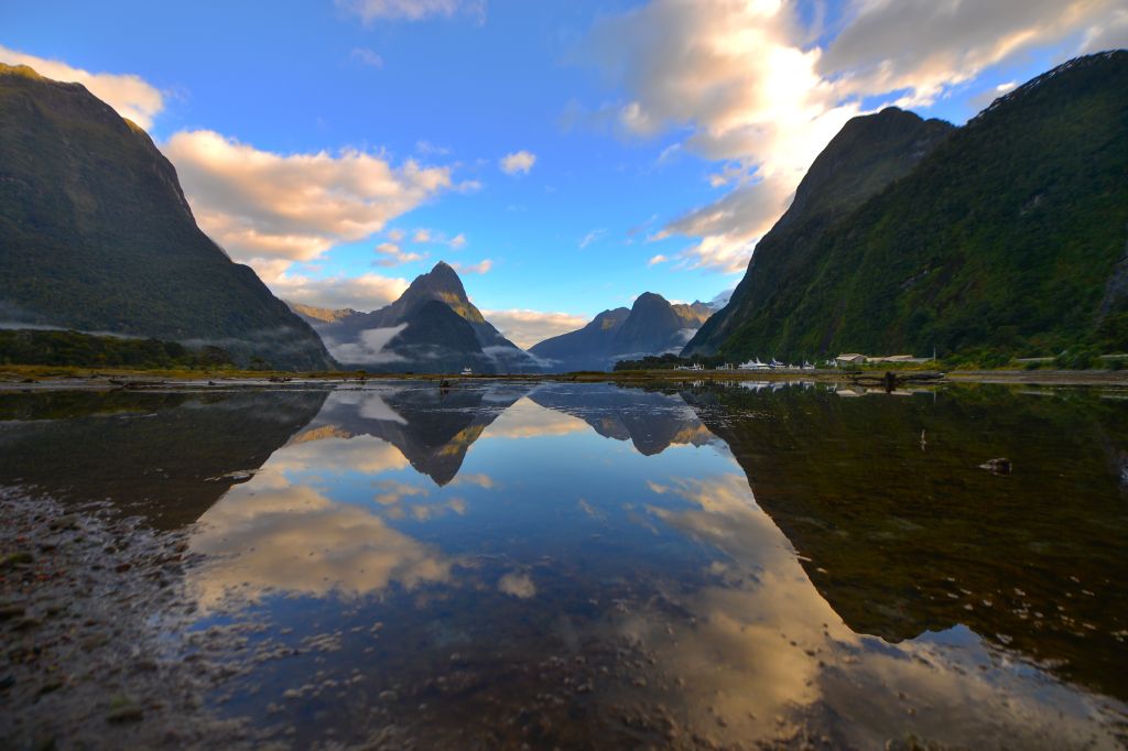 The Milford Sound fiord. Fiordland national park, New Zealand