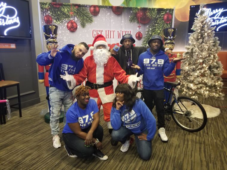 IJustGotHit.com Bike Giveaway 2018 At Dave & Buster's (PHOTOS)