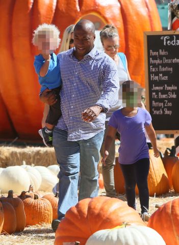 Byron Allen and family at Mr Bones Pumpkin Patch