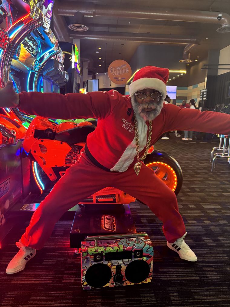 Godsey Martin IJGH Bike Giveaway