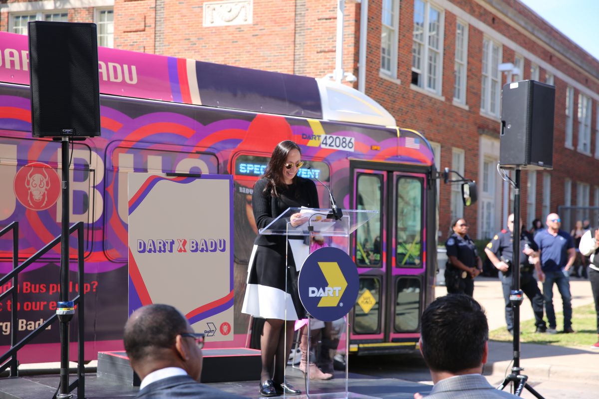 Dart x Badu Bus