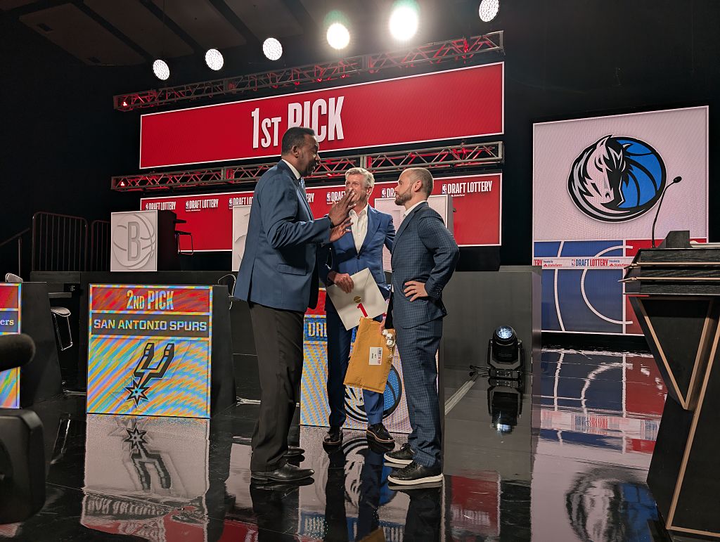 Dallas Maverics won the 2025 NBA Draft Lottery in Chicago