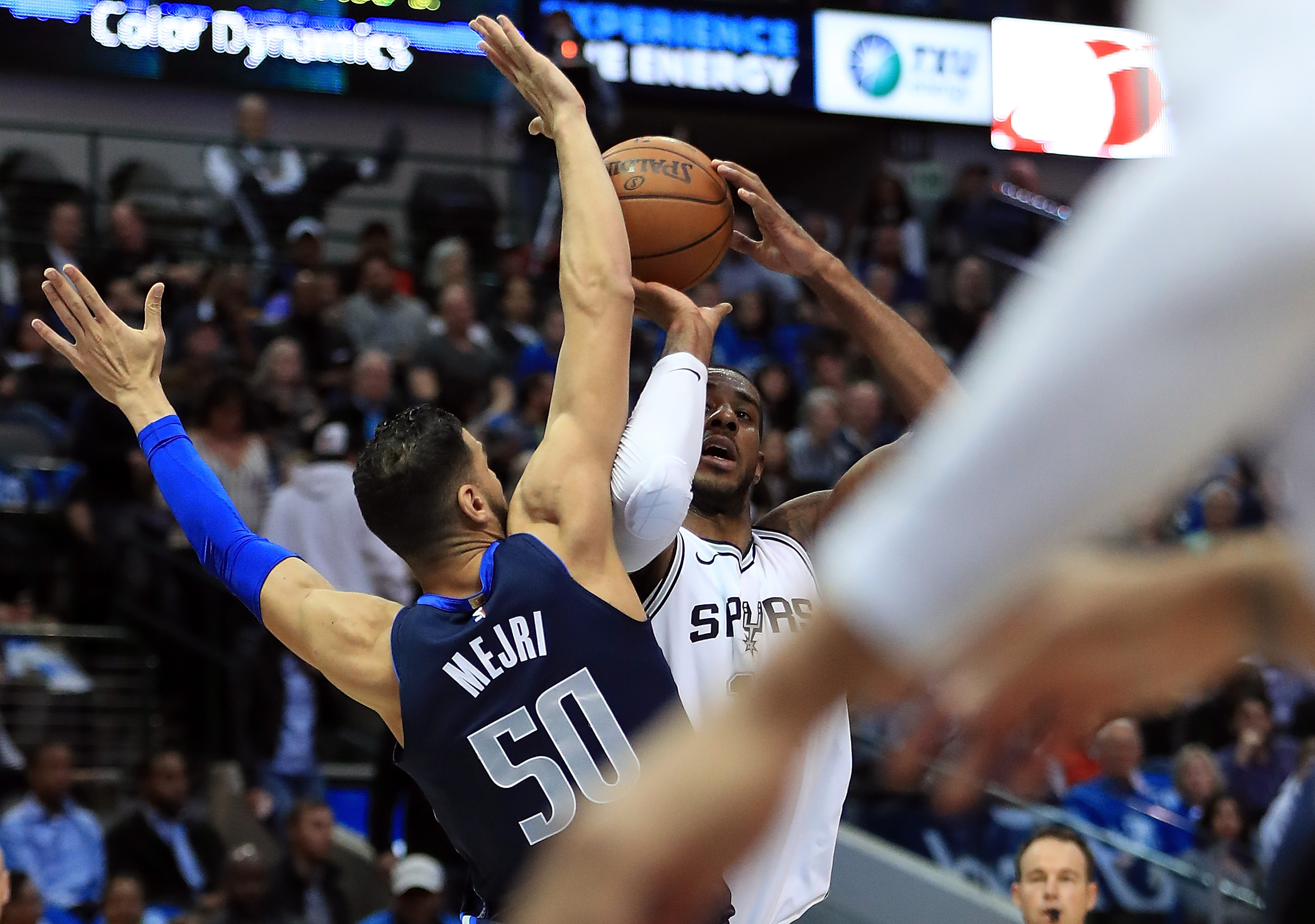 San Antonio Spurs v Dallas Mavericks