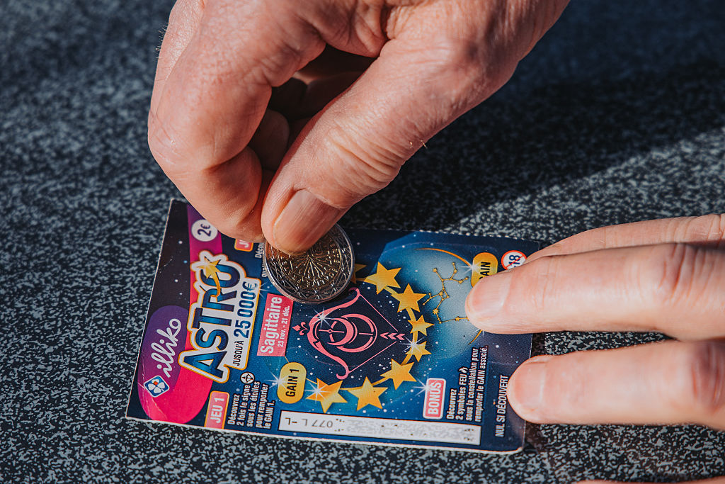 FRANCE-AUCH-LOTTERY-SCRATCHCARD-COIN