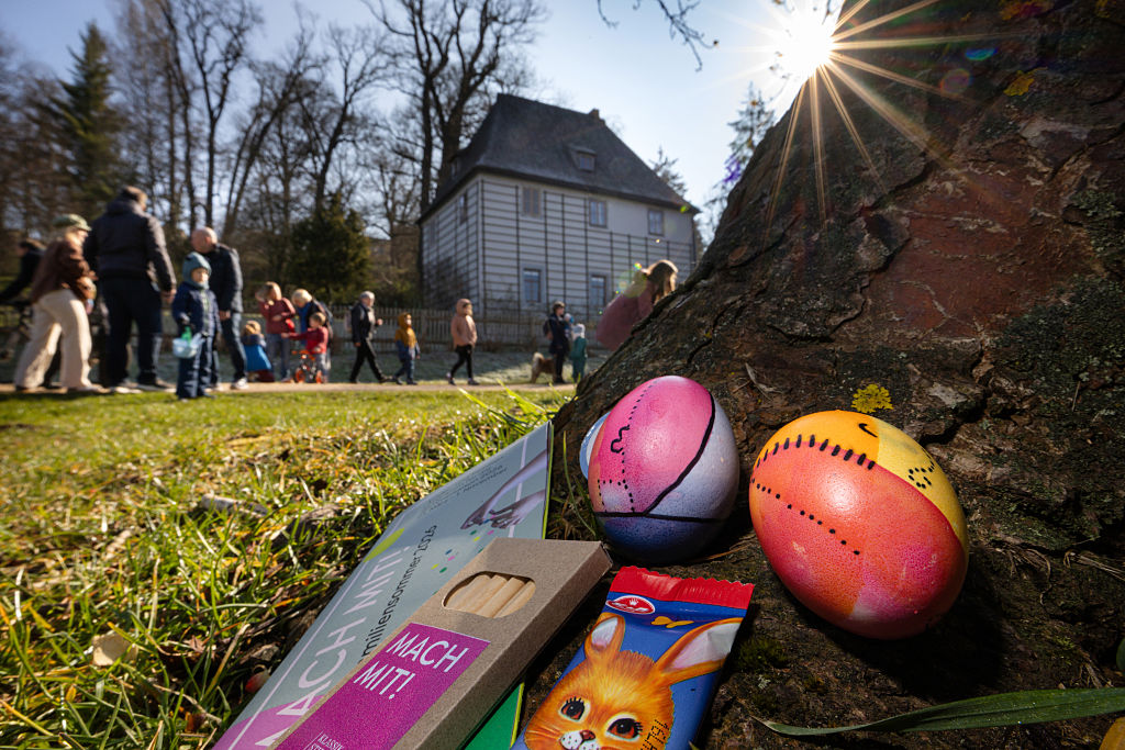 Traditional hare egg hunt at Goethe's garden house