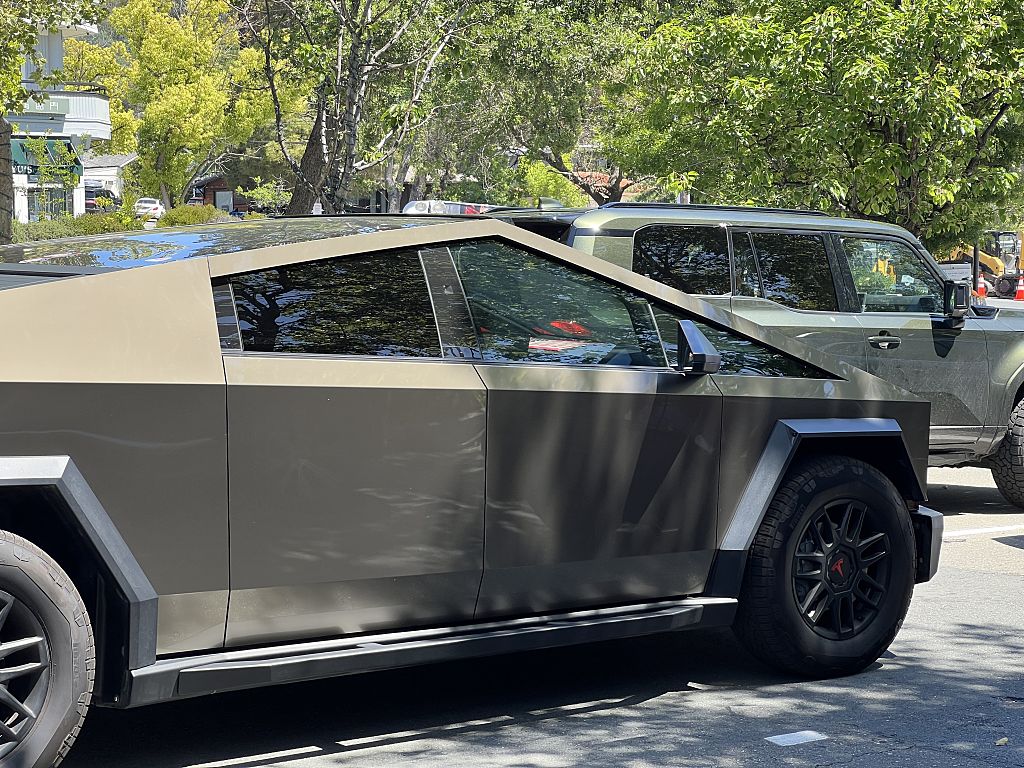 Tesla Cybertruck